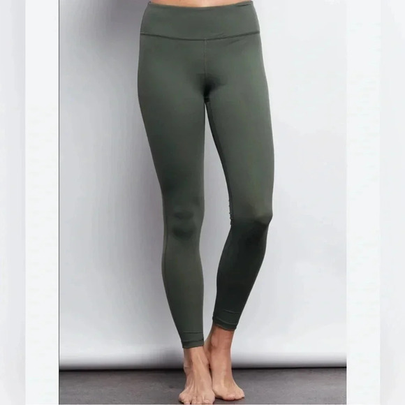 Sage Collective Full Length Green Leggings Size Large - Picture 1 of 8